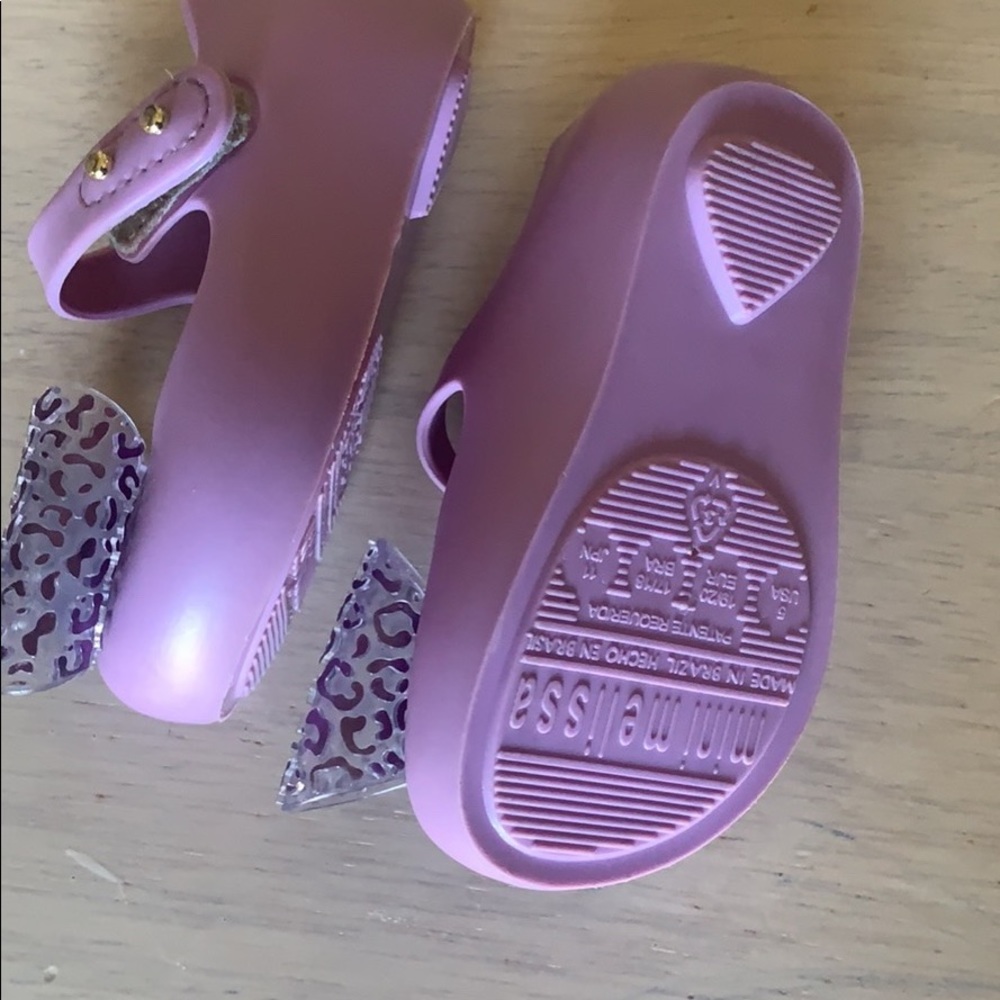 Mini Melissa - Picture 2 of 7